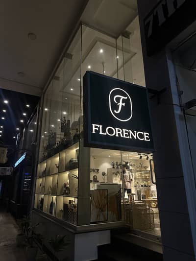 Salesman required for home decor store