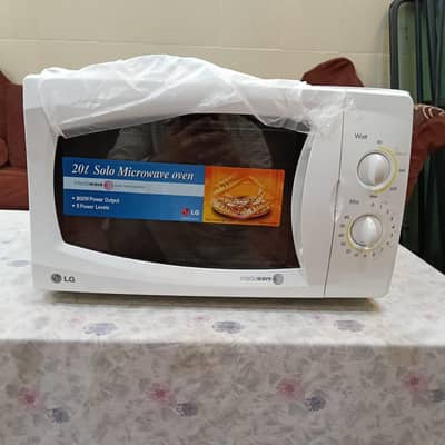 Microwave Oven by LG 20L Cooking Capacity