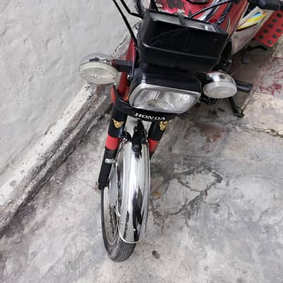 Honda 125 self start 5 gear