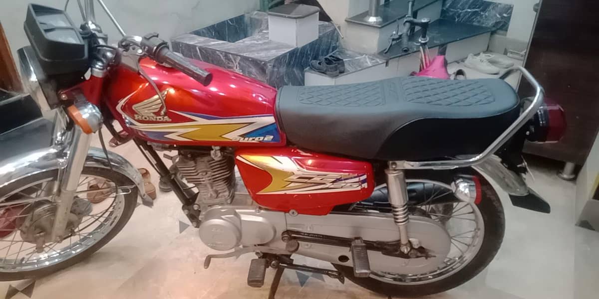 اچھی چلتی ہے کاغزات مکمل ہیں 5