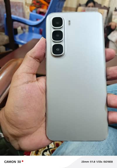 infinix hot 60 pro + 16/256 Box charger only 3 month use