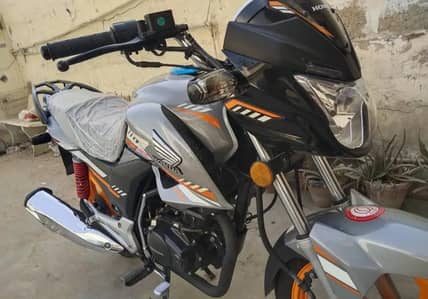 2024 hy sirf 600 kilometer Chali hy urgent sale Honda 150f