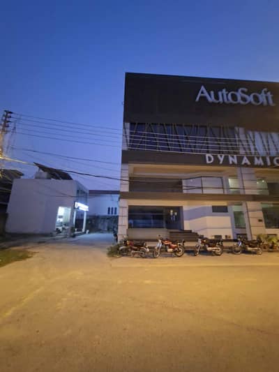 8 Marla Building For Rent