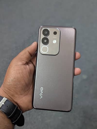 Vivo Y29 in Fresh Condition First Hand use Memory 8+8 / 256 GB