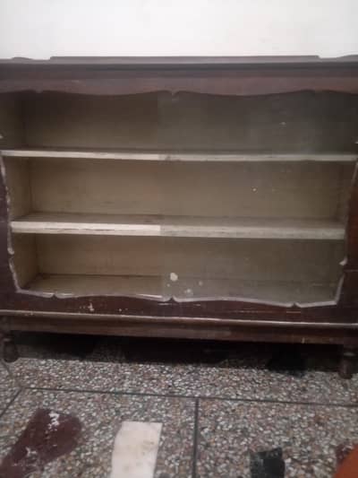 1 showcase 1 singhar table 1 kitchen almari  10000/rs