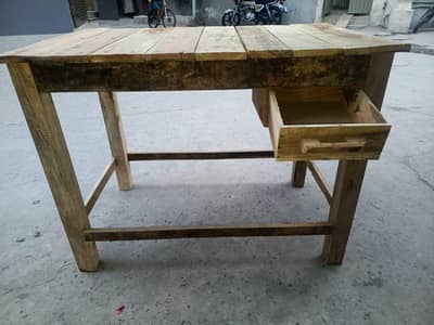 wooden Table & Bench available in Brand New Condition