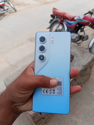 tecno caman40pro