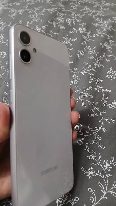 Samsung A05 in 10 by 10 official pta approved box charger avaliable