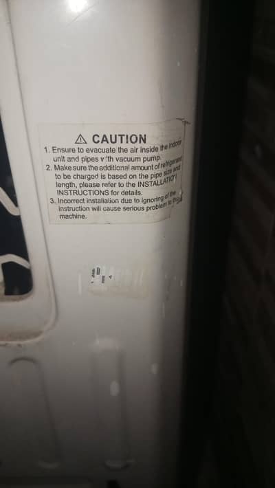 AC for sale good condition 10 by 8 03034239825