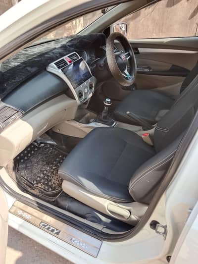 Honda city 2014 modal hai 2015 ka number hai