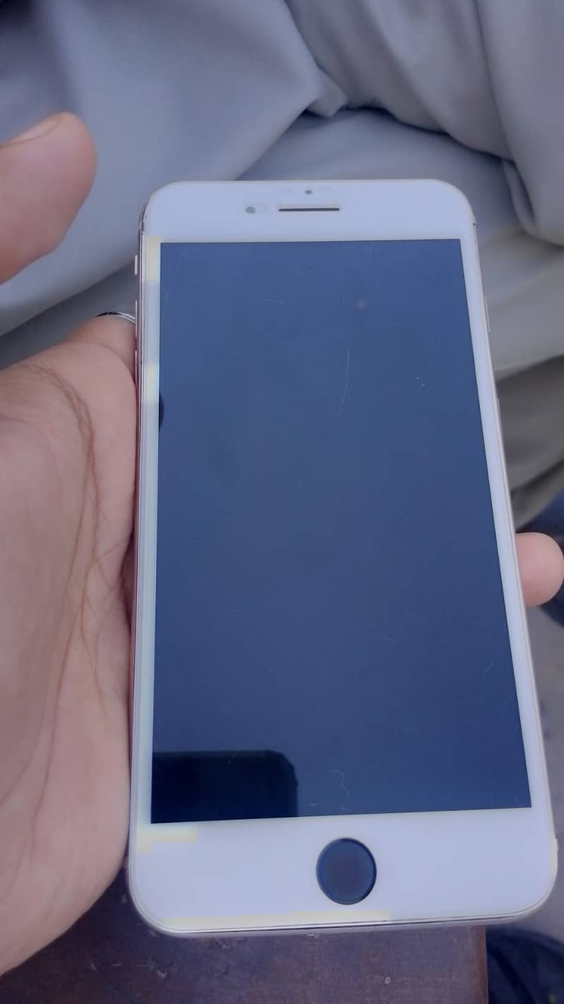 Apple iPhone 8 Plus 2