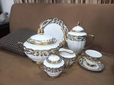 Gold plated Bone China Dinner Set of 61 piecs Premium Quality