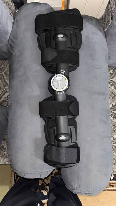 Knee Brace Adjustable
