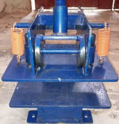 sleeper / hawai chappal maker machine