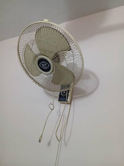GFC Wall bracket fan