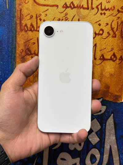 IPHONE 16E - 256GB STORAGE - SIMLOCKED -JV