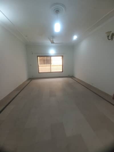 1 kanal upper portion for rent in E11