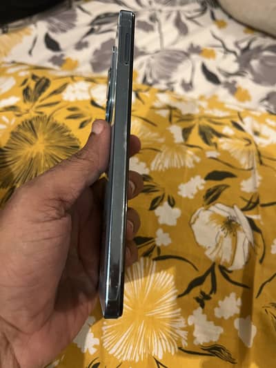 Tecno spark 20  8+8 gb 256gb exchange possible