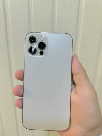 iPhone 12 pro gold