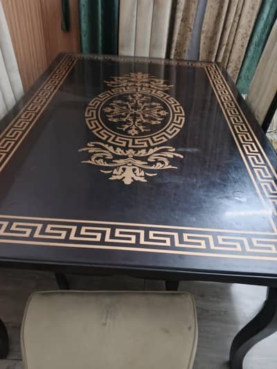 dinning table and chairs