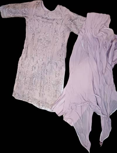 Mint condition 3 piece medium size slim fit dress with 42 shirt lengt