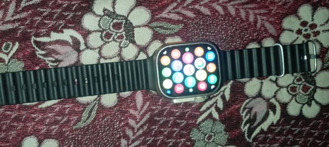 ultra wotch  with 3 starp with charger barnd new