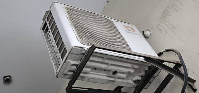 AC dawlance and gree