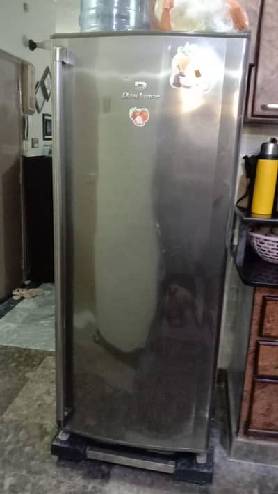 Dawlance vertical Deep Freezer