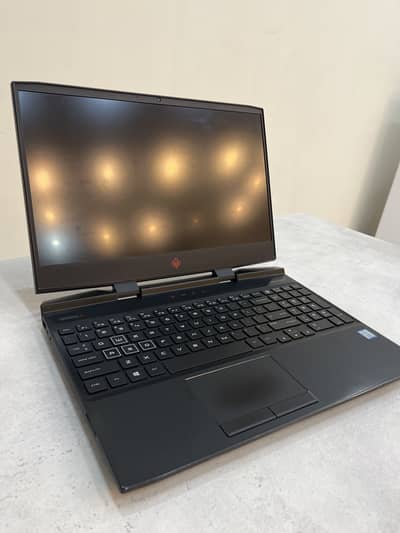 HP OMEN 15 Gaming Laptop (RTX 2060 | 1TB SSD | i7)