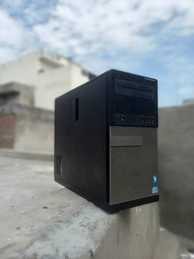 xeon e3 1246 v3 equual to i7 4th and ddr3 8gb