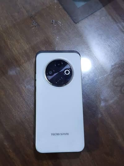 tecni spark 30 c brand new condition