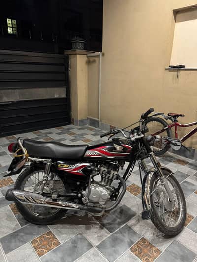 Honda CG 125 2024