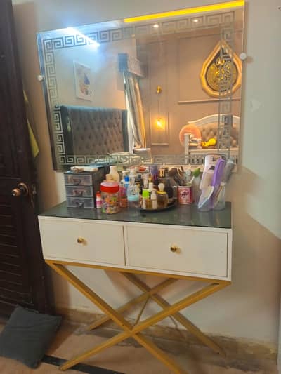stylish Dressing table