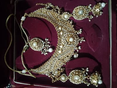 Artificial gold jewelry set for woman