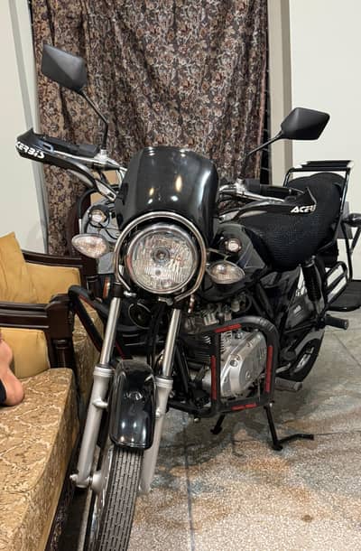 GS 150 Suzuki for sale, brand new bike