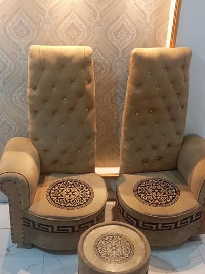 High-Back Tufted Chairs + Round Coffee Table – Good Condition