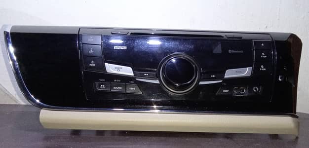 Toyota Corolla 2016 - Original MP-3 Player