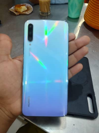 Huawei 9s 10/10 condition with box