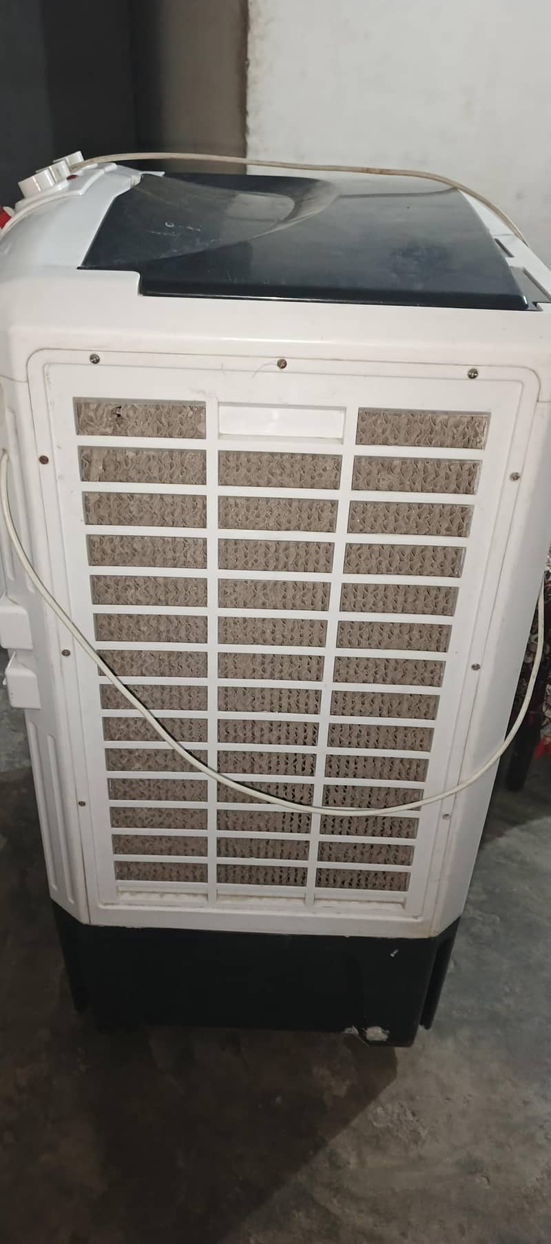 اچھی کنڈیشن میں ہے صرف پیسوں کی ضرورت ہے اس لیے سیل کر رہے ہیں 5