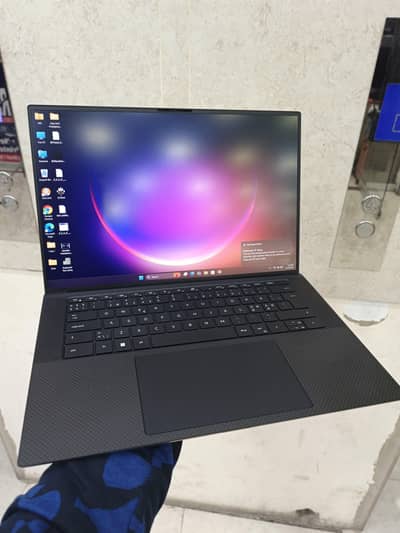 Dell XPS 15 9520 Core i7 12th Gen H NVIDIA RTX 3060 4GB Gaming Laptop