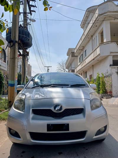 vitz 2009 model 13 import