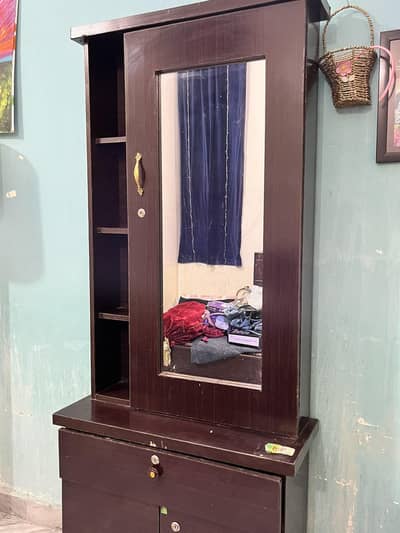 Dressing table for sale