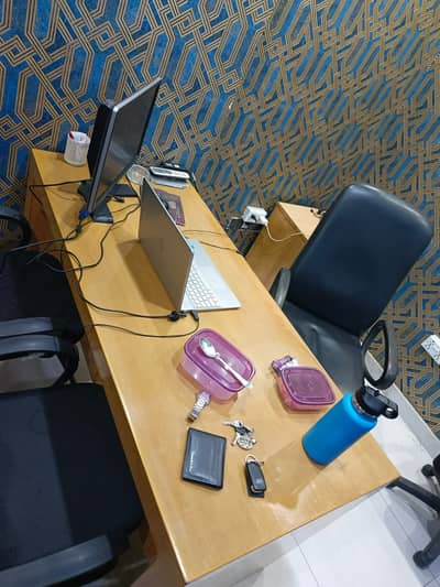 Imported Premier Office Table – Immaculate Condition – With Drawers