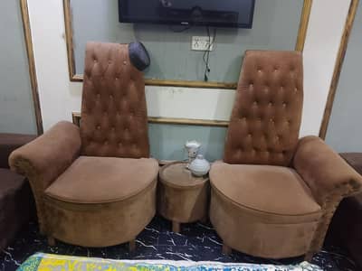 coffe chairs with table