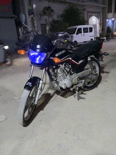 Suzuki GD-110s Black coular