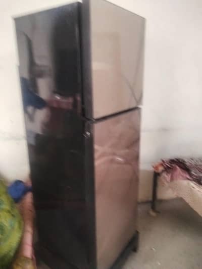 refrigerator for sale in good condition 03017241122 es number py call