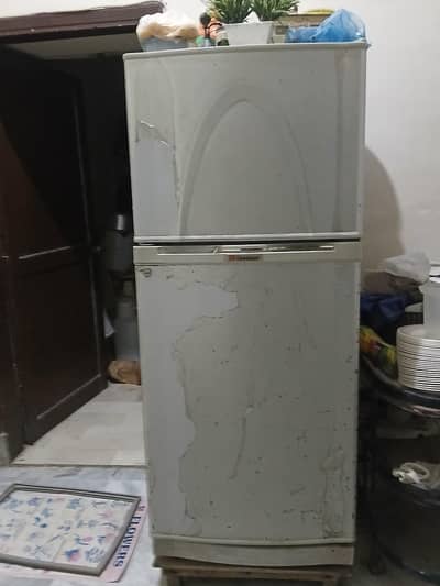 dawlance refrigerator