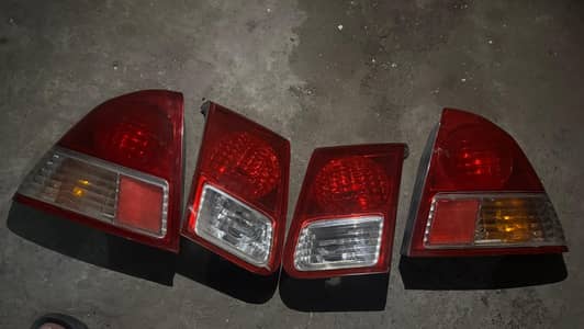 Civic 2005 model back lights for sale