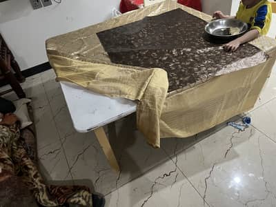 big size table nd 4 chairs for sale