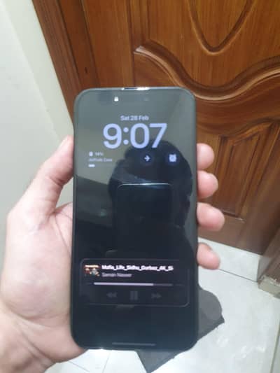 i phone 15 pro max 94% health